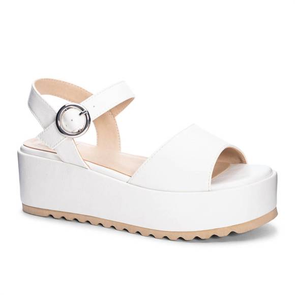NEW CHINESE LAUNDRY jump out platform sandal in white - Picture 1 of 3